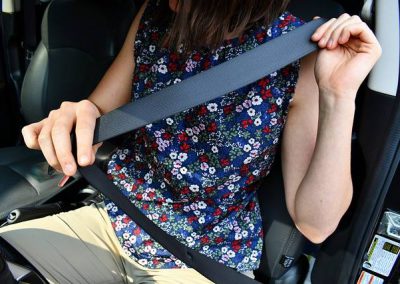 ceinture-securité = seat belt, safety belt