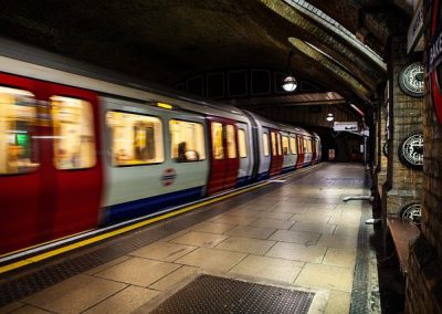 métro londonien = tube